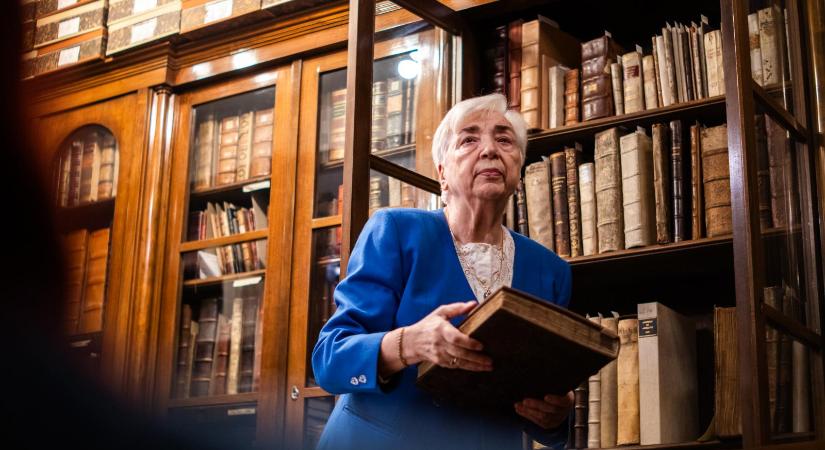 A tudósok megalázása