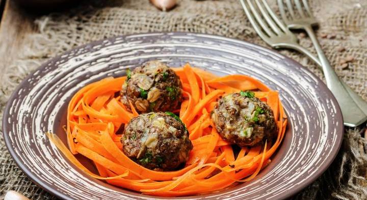 Pofonegyszerű lencsés fasírtgolyók: könnyű, maradékmentő recept