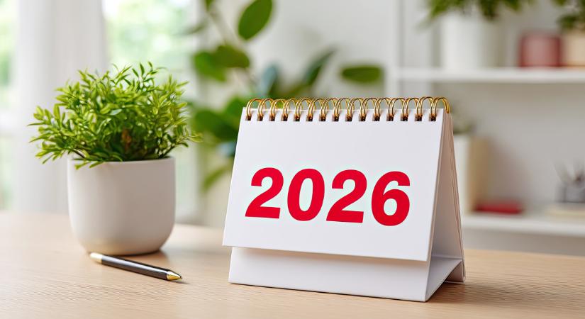 Ekkor kell majd ledolgozni a január másodikát – Nem lesz kellemes, de kapunk sok hosszú hétvégét 2026-ban