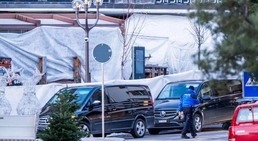 Mobiladatokból próbálják a nyomozók rekonstruálni, hogy mi történhetett a svájci tragédia estéjén