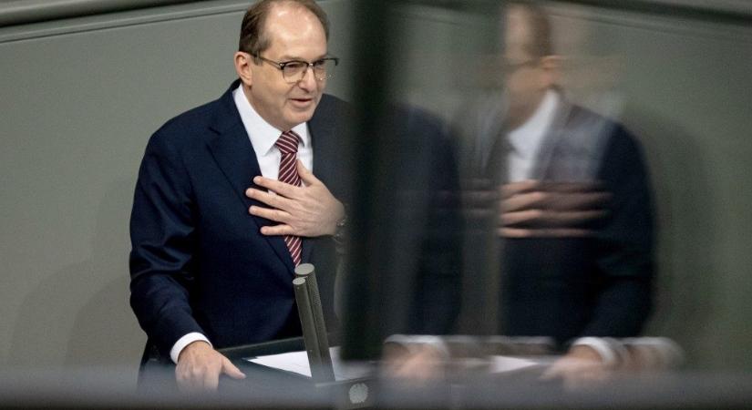 Német szigorítás: felére esett az illegális határátlépések száma