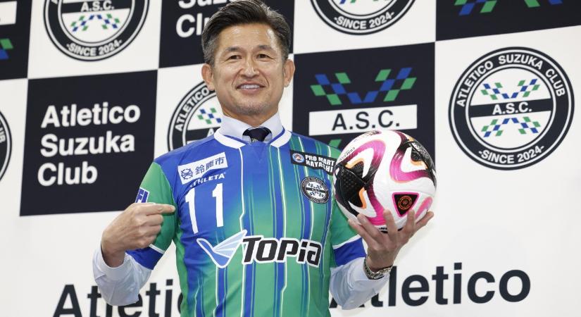 Nem gondol a visszavonulásra minden idők legidősebb profi labdarúgója