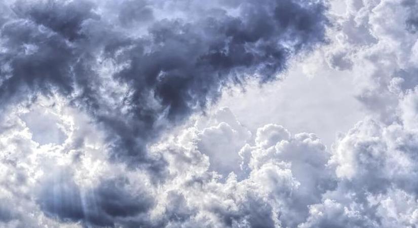 Rekordviharak csaptak le