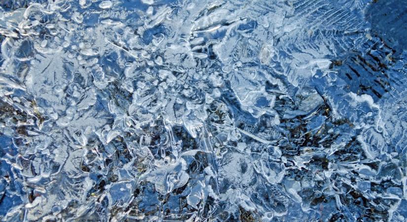 Felejtse el, amit eddig a jégről gondolt, ugyanis szobahőmérsékleten is létezhet
