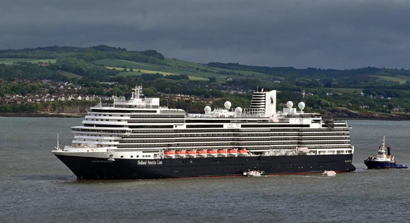 Óceánjáróról esett vízbe egy nő a Karib-tengeren