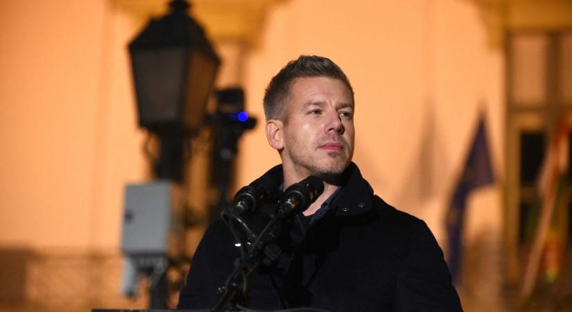 Magyar Péter mától vágja a centit