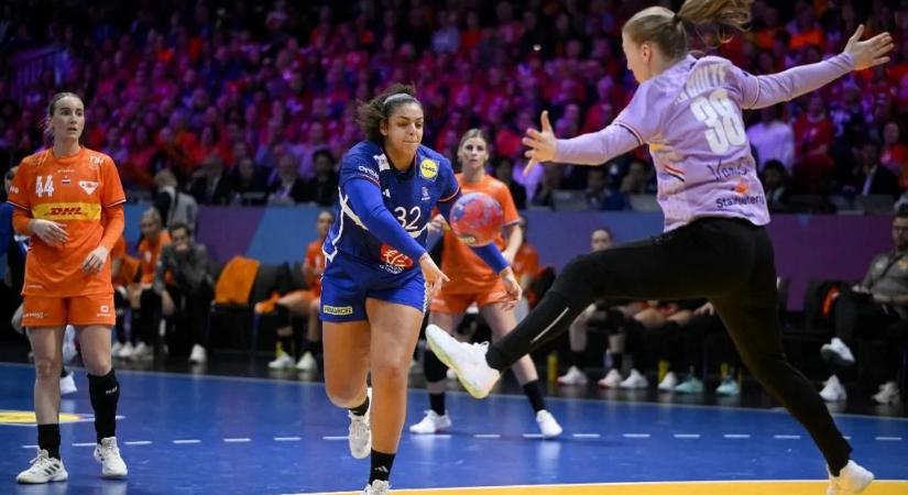 Újabb világbajnokot igazolt a győri kézilabdacsapat