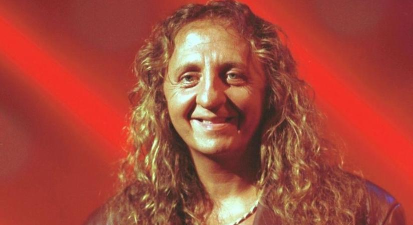 Fülhallgatókat elő! A leghallgatottabb Zámbó Jimmy dalok egy helyen