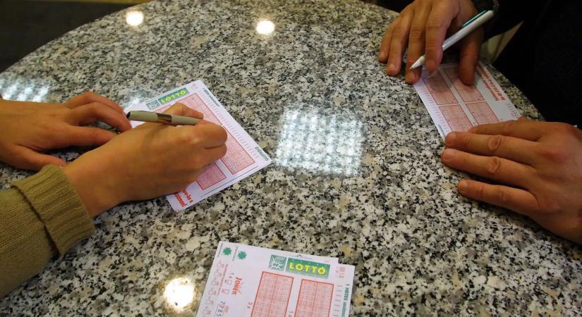 Sikertelen évkezdet a lottón: tovább halmozódik a hatos főnyereménye