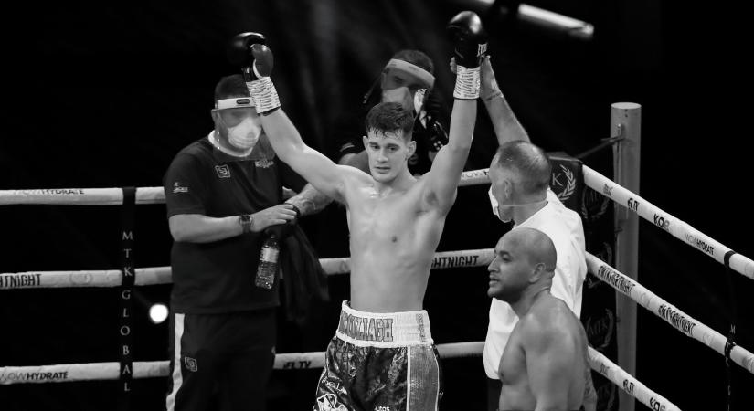 Tragikusan fiatalon elhunyt egy északír bokszoló