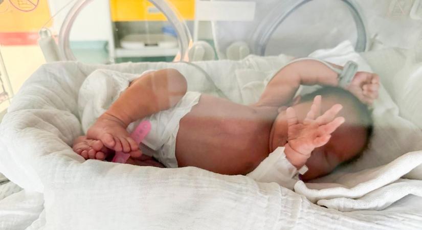 Kislány a 2026-os esztendő első babája Szatmáron