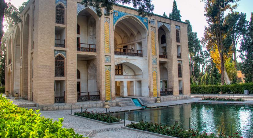 Történelmi kertek: az iráni Fin kert