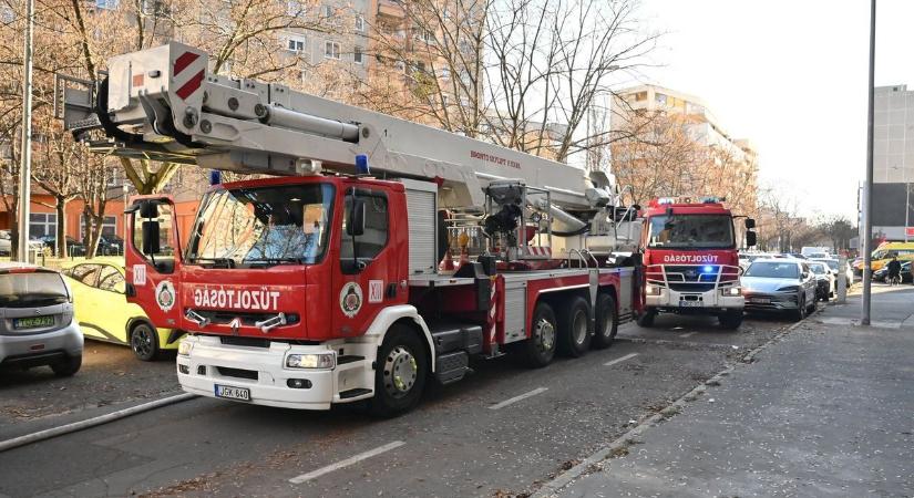 Rengeteg tűzoltói beavatkozásra volt szükség szilveszterkor