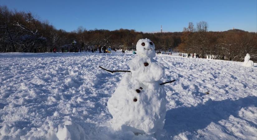 Elküldik az autósokat a Normafától
