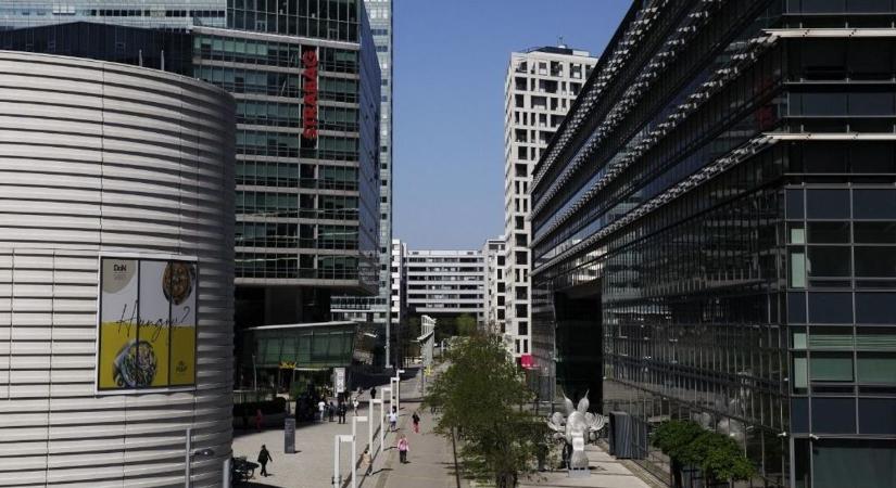 Bécsben találták meg az ukrajnai arany-wc párját, számolgatnak az osztrákok és nem hisznek a szemüknek