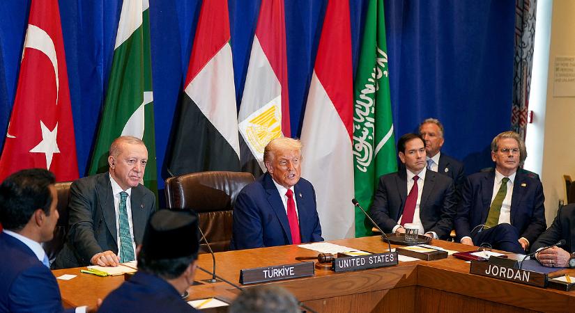 Újabb fontos telefonhívása lesz Trumpnak, ismét a békéről tárgyal