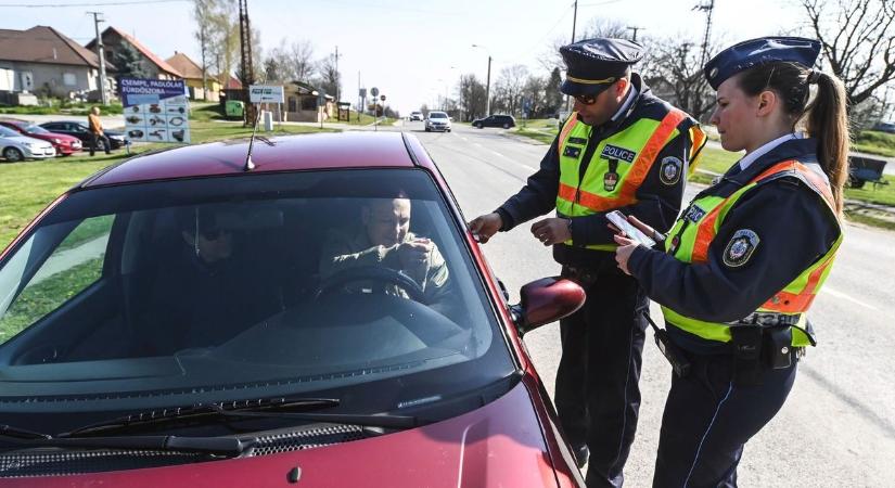 Íme a pontos lista, amely minden autósnak kötelező 2026-ban! Ezek nélkül könnyen fizethetsz