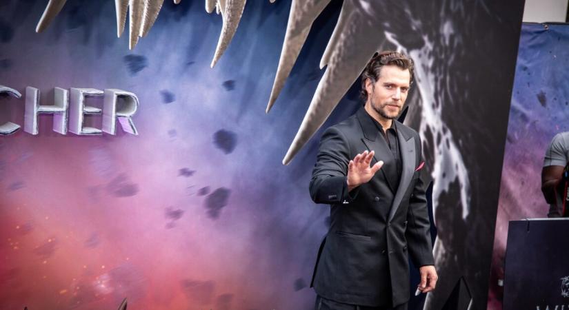 Henry Cavill második világháborús akciófilmje hirtelen a nézők kedvence lett