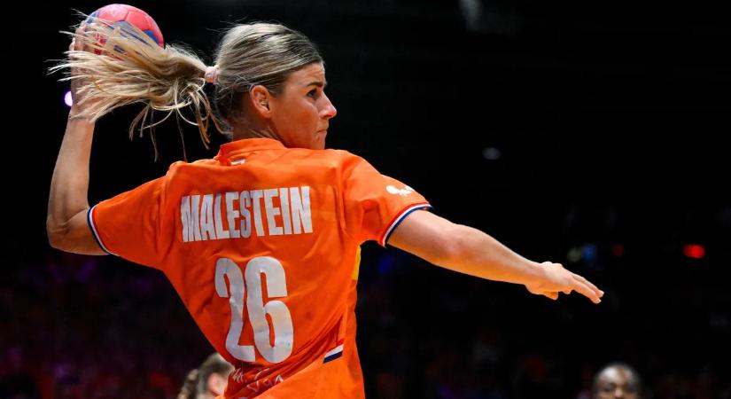 Szerződést hosszabbított világbajnok játékosával a Fradi – videó