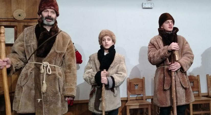 Regösök találkozója táncházzal ( videó)