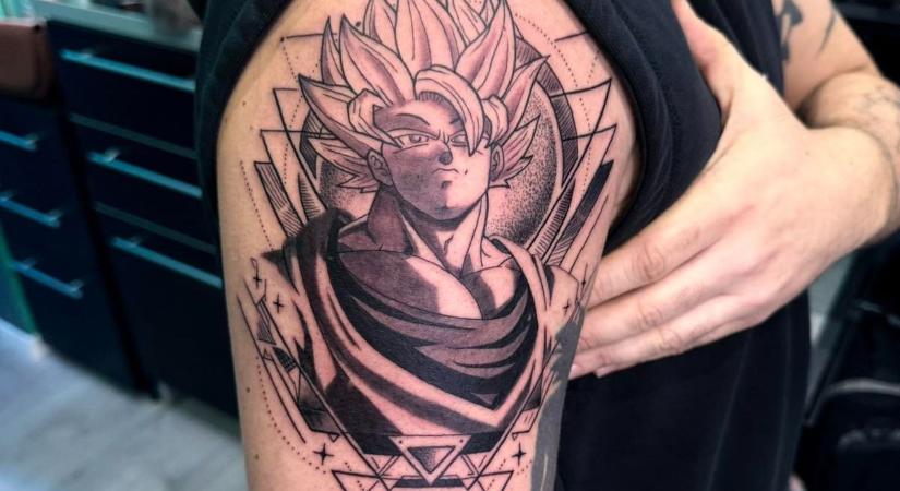 Extravagáns tetoválással rukkolt elő Horváth Tamás