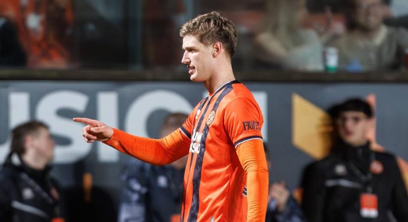 Végleg megszerezné klubja a skót élvonalban remeklő magyar védőt