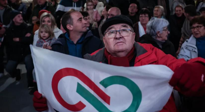 21 Kutatóközpont: A regnáló ellenzéki képviselő indulása mellett is vezet a Tisza az egyik fővárosi körzetben