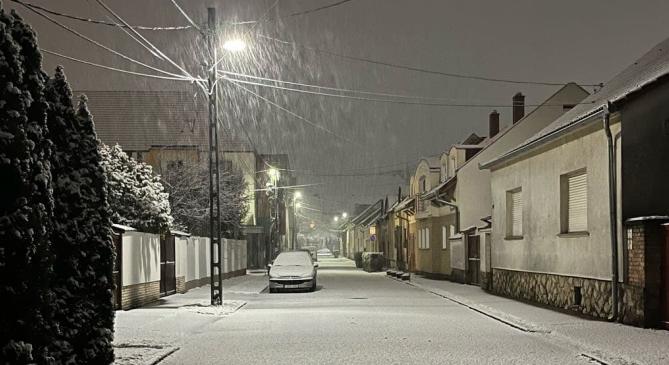 Fehérbe öltözött a táj délnyugaton