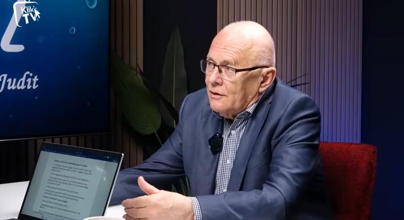 Orbán Putyin érdekében hazudik