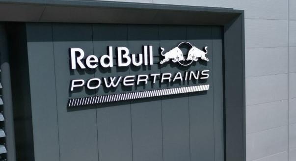 A tervezettnél is jobban belefolyt a Red Bull motorjának fejlesztésébe a Ford