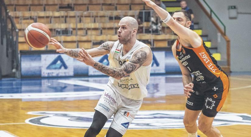 Kőkemény túra vár az Alba Fehérvárra