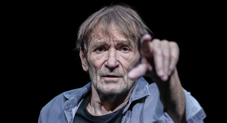 Saját javítóintézeti múltját is felelevenítette újévi beszédében Cserhalmi György