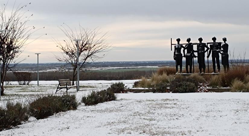 Havazás lepte meg Dunaújvárost - képgalériával