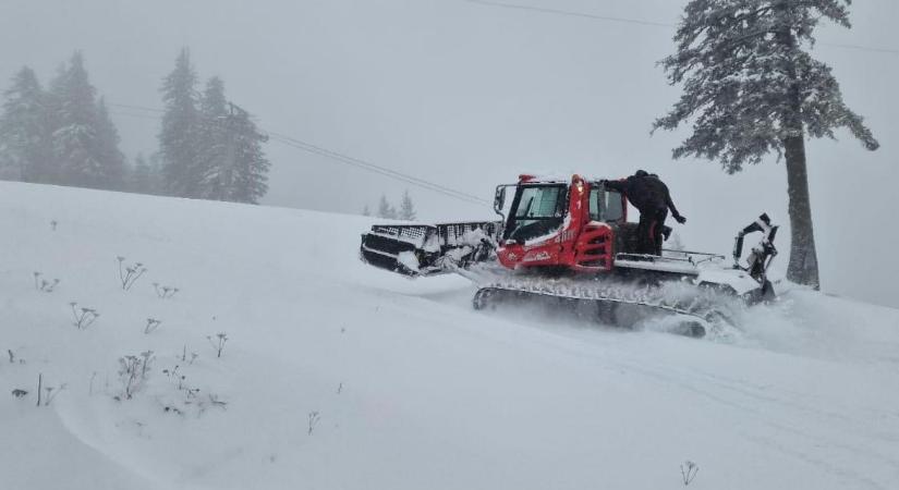 A hóesés miatt tízezrek maradtak áram nélkül Erdélyben