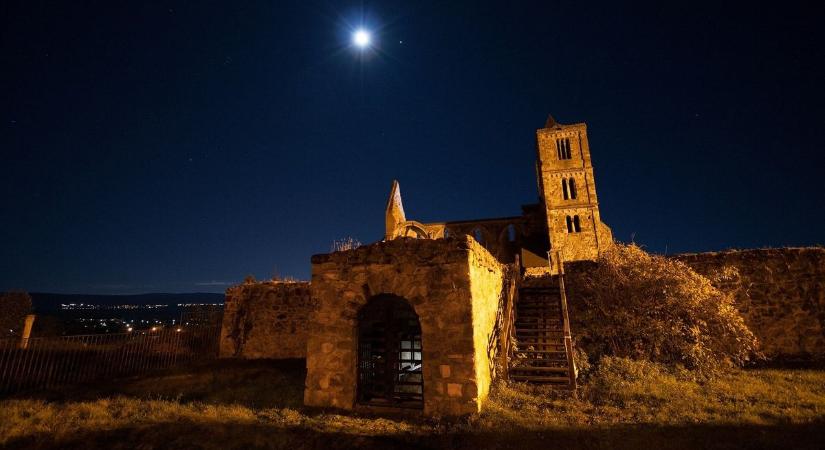 Az év első teliholdja nem jön egyedül szombaton – a Jupiterrel együtt ragyog le ránk