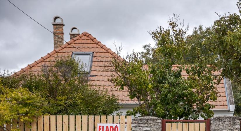 Az őrült drágulás ellenére 1 millió forintnál olcsóbban is lehetett tavaly házat venni