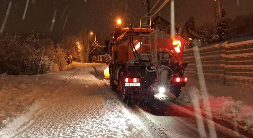 Több tízezer erdélyi háztartásban nincs áram a havazás miatt