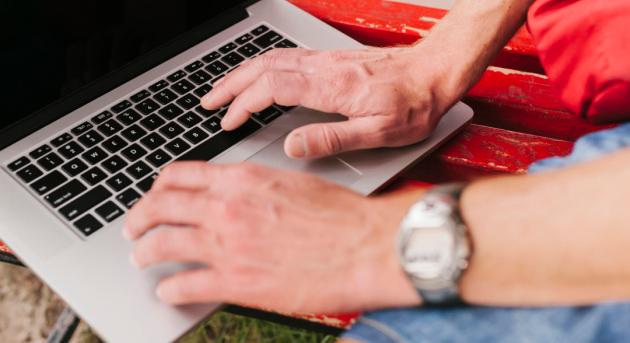 Több tucat dokumentum helyett egyetlen fájl: Ukrajnában elindult az E-audit rendszer