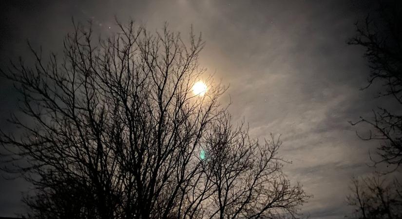 Látványos telihold és Jupiter-együttállás indítja 2026-ot – Jönnek a meteorok is