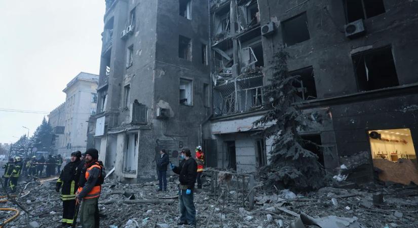 Egy hároméves gyermek is meghalt a Harkiv elleni rakétatámadásban