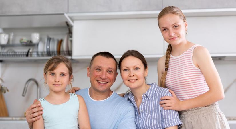 Több mint százezer édesanyának lett könnyebb az élete január elsejétől (videó)