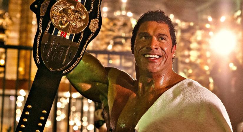 Friss képen láthatjuk, hogy Dwayne Johnson tényleg nem viccelt, amikor azt mondta, még többet fog fogyni
