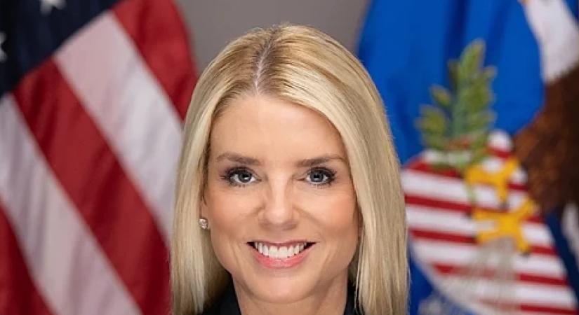 Ez gyors volt: már vádat is emeltek Nicolás Maduro és felesége ellen