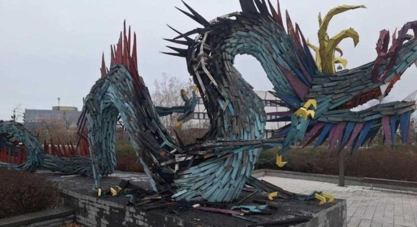 Sárkányt lobbantott lángra! Évek óta tervezte tettét a szilveszteri gyújtogató – videón az elfogás