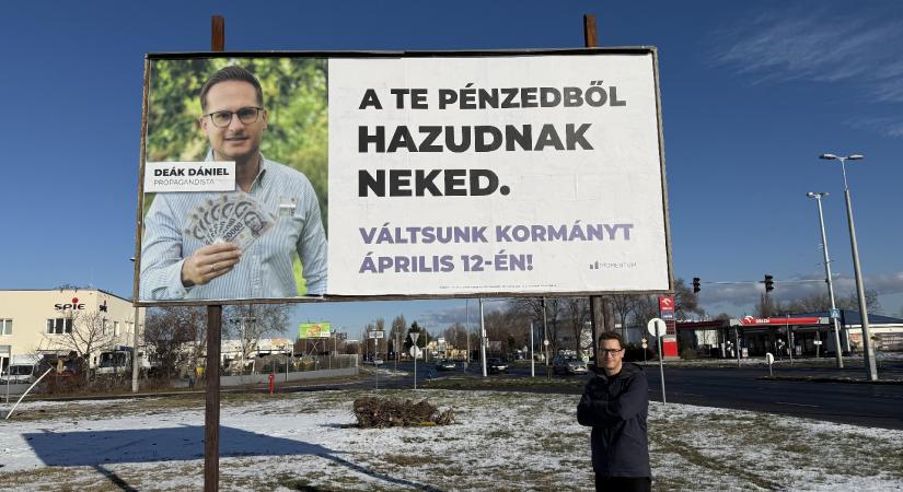 A propagandisták ellen indít plakátkampányt a Momentum