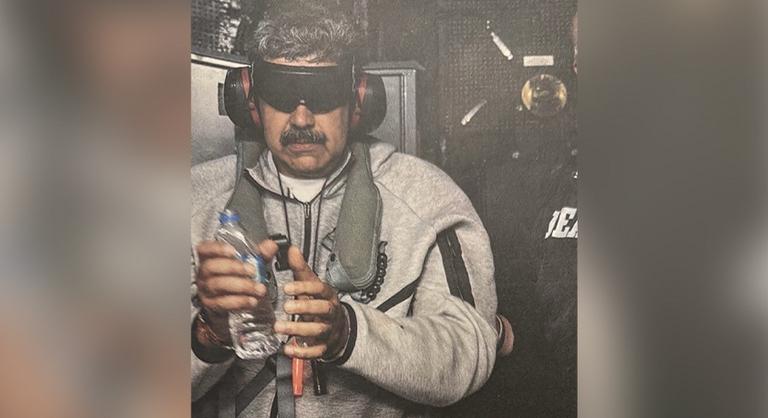 Donald Trump fényképet közölt az elfogott venezuelai elnökről