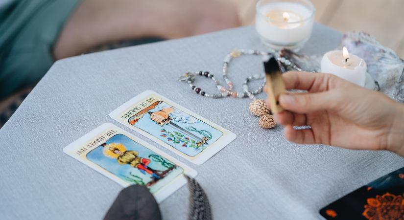 A Nap lapja: ezt üzeni január Tarot kártyája