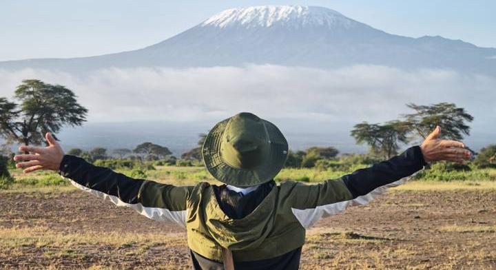Kevesellte a fizetését, a középső ujját küldte el a Nemzeti Múzeumnak a magyar tudós