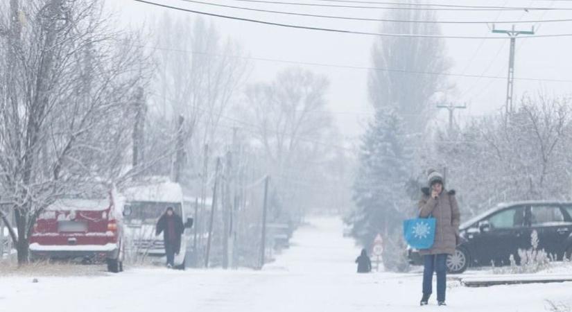Lecsap a tél: brutális havazással keményít be a január, 20 centi is jöhet