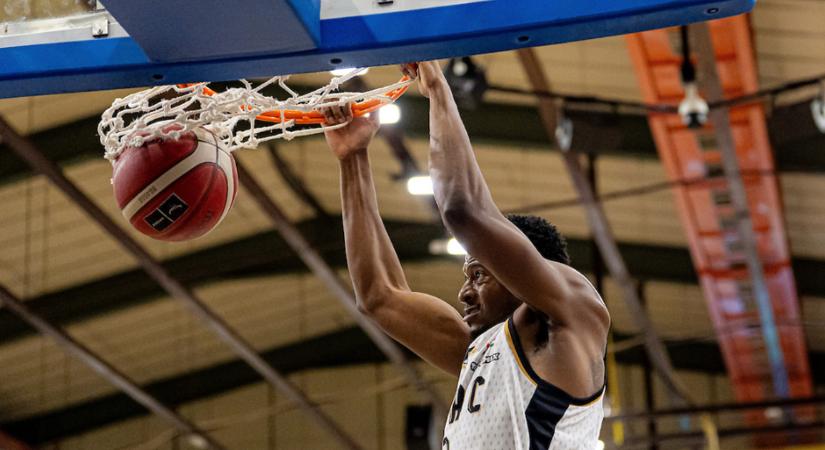 Bravúros győzelemmel kezdte az újévet a DEAC